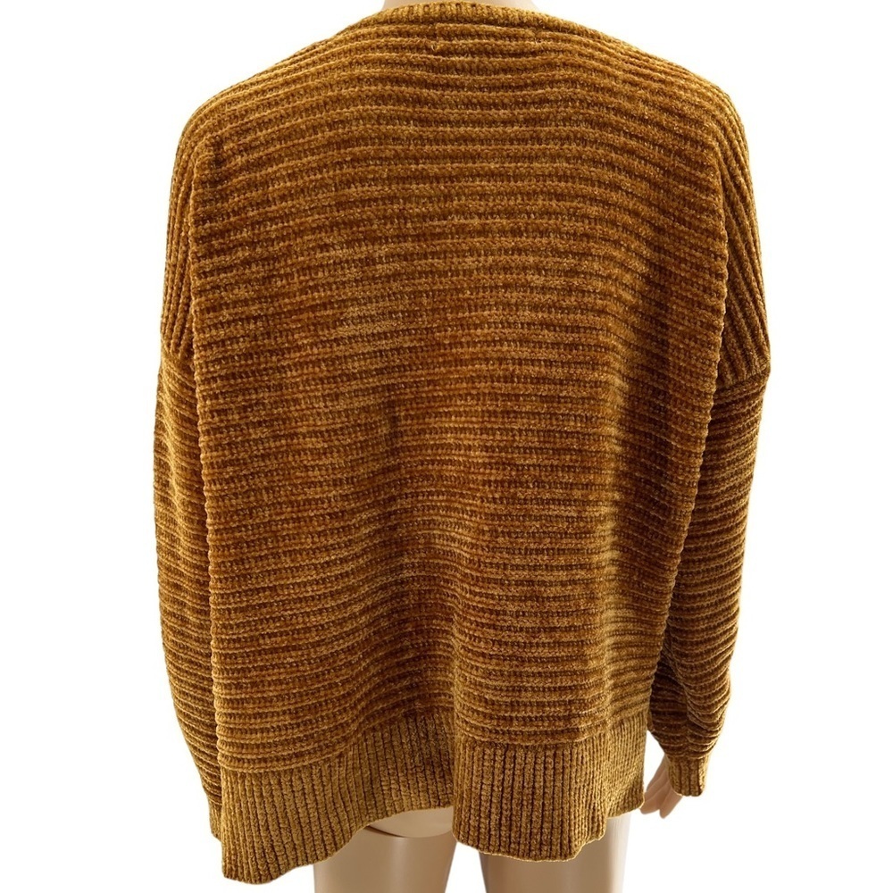 Pink Rose Sweater Gold Size L - Picture 2 of 10